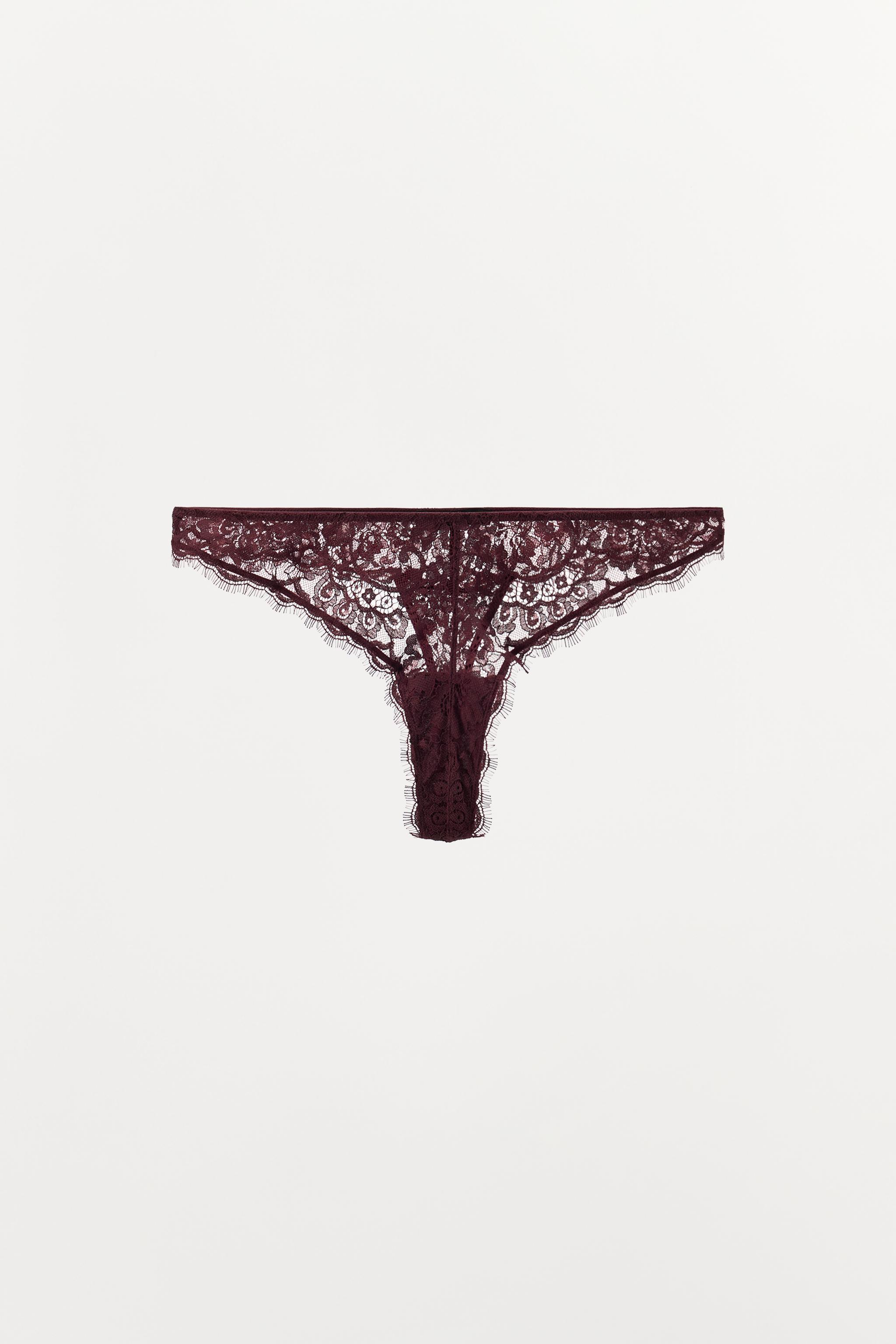 TANGA EN DENTELLE